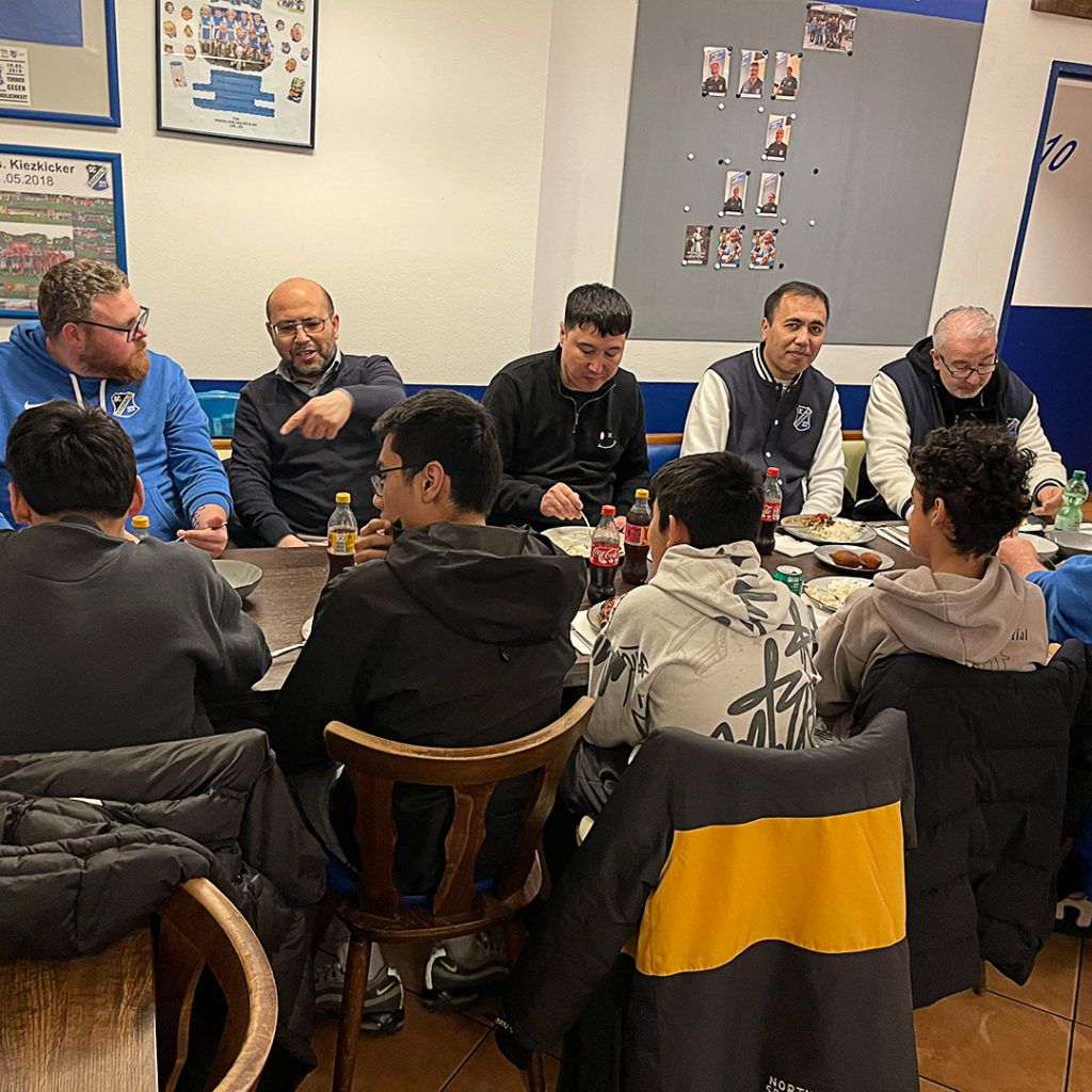 Essen der Schiedsrichter des SC Borsigwalde 1910 Berlin